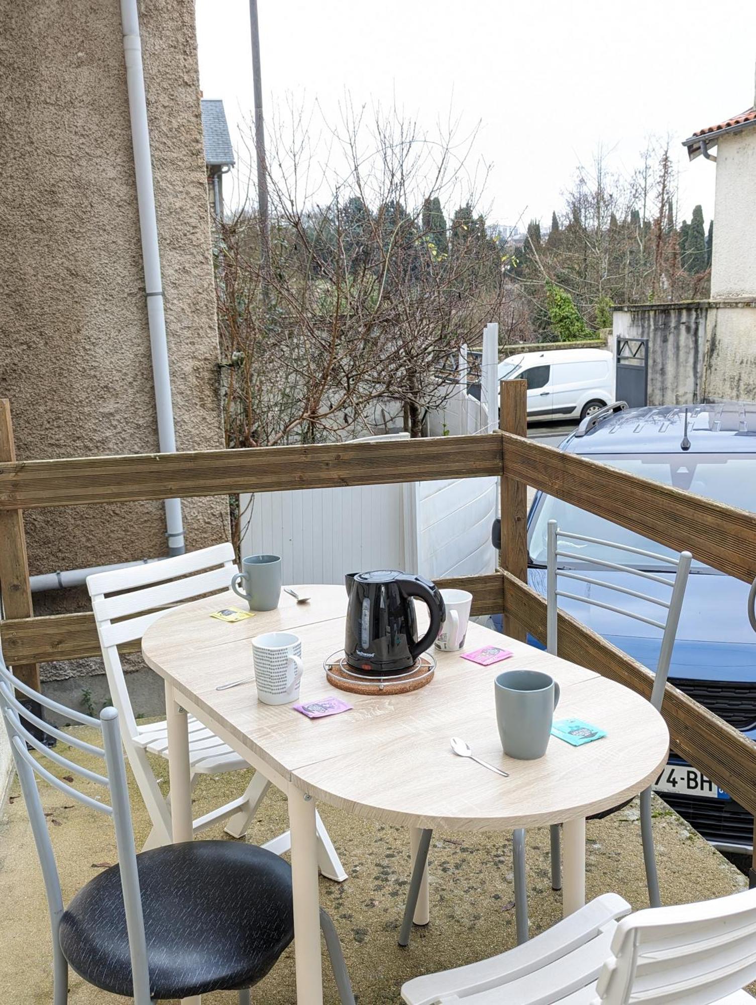 Appartement Pari57bis - T2 Meubles Entre Centre Et Futuroscope A 15min - Chu - Cci A 5 Min